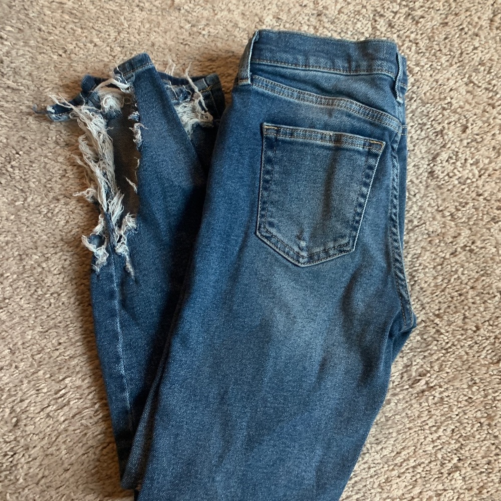 Free People distressed jeans - Picture 5 of 15